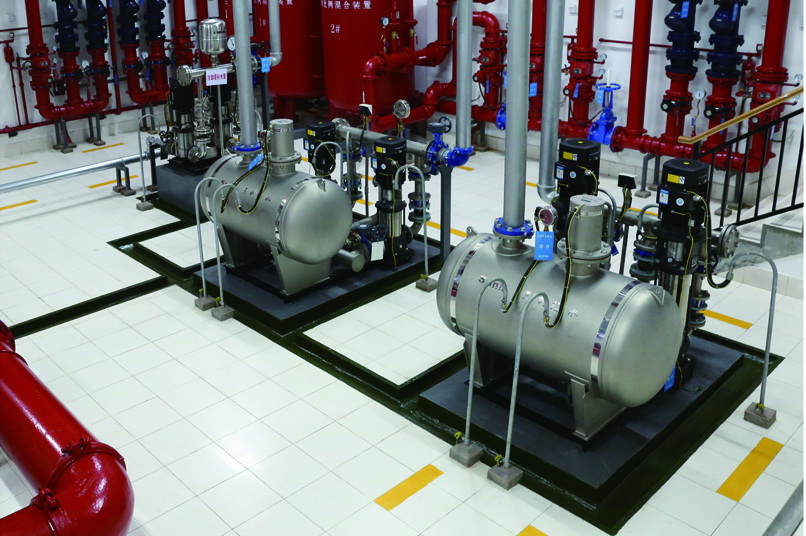 蕪湖時代金融中心消防泵房設(shè)備、管道安裝，泵房設(shè)備基礎(chǔ)、排水溝、支架細(xì)部做法